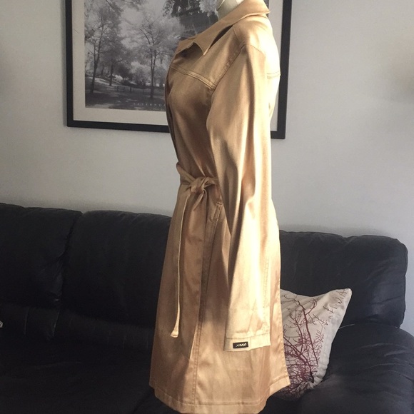 Xoxo Gold Trench Coat w/belt. Small. Like New - Picture 8 of 10